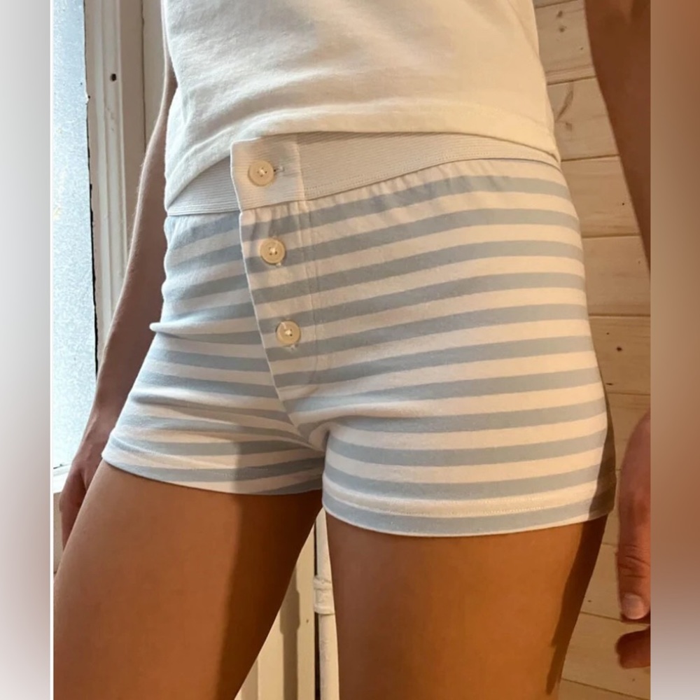 brandy melville stripe boy short